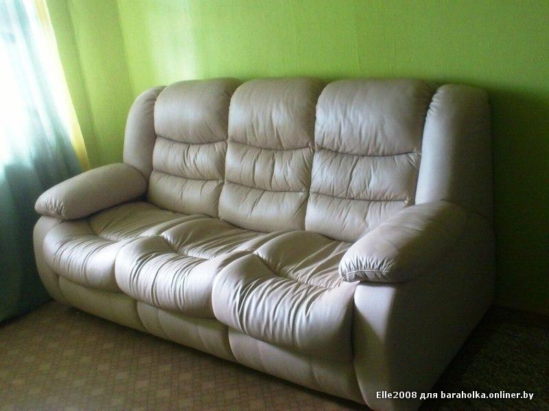 Продам белый кожаный диван БУ в Минске