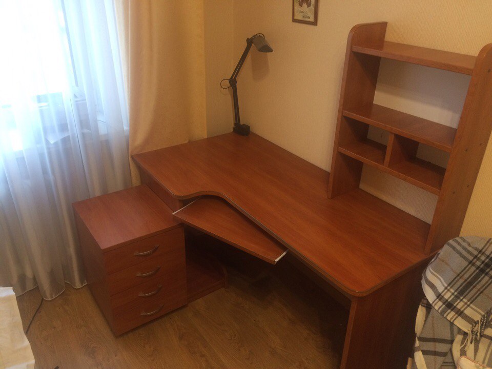 Продам компьютерный стол и стул БУ в Минске