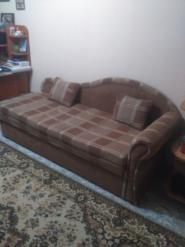 Отдам двухспальную тахту в Минске в дар (Бесплатно)