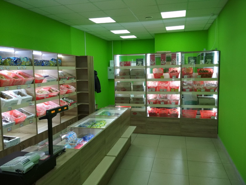 Продаю стеллажи, торговое оборудование БУ в Минске